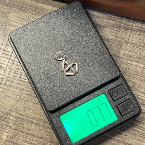 Vintage 925 Sterling Silver Embroidery Two Sided Italian Stitch Pendant Charm - Picture 4 of 4